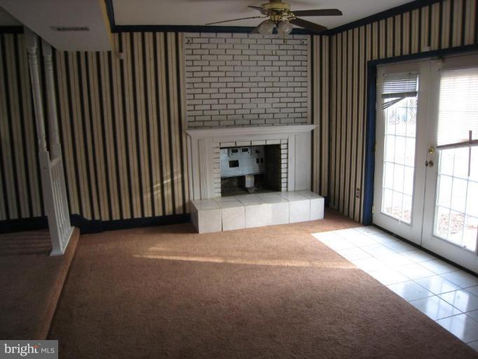 6549 Bock Road Oxon Hill, MD 20745 - Photo 14 of 20 Family Room #2