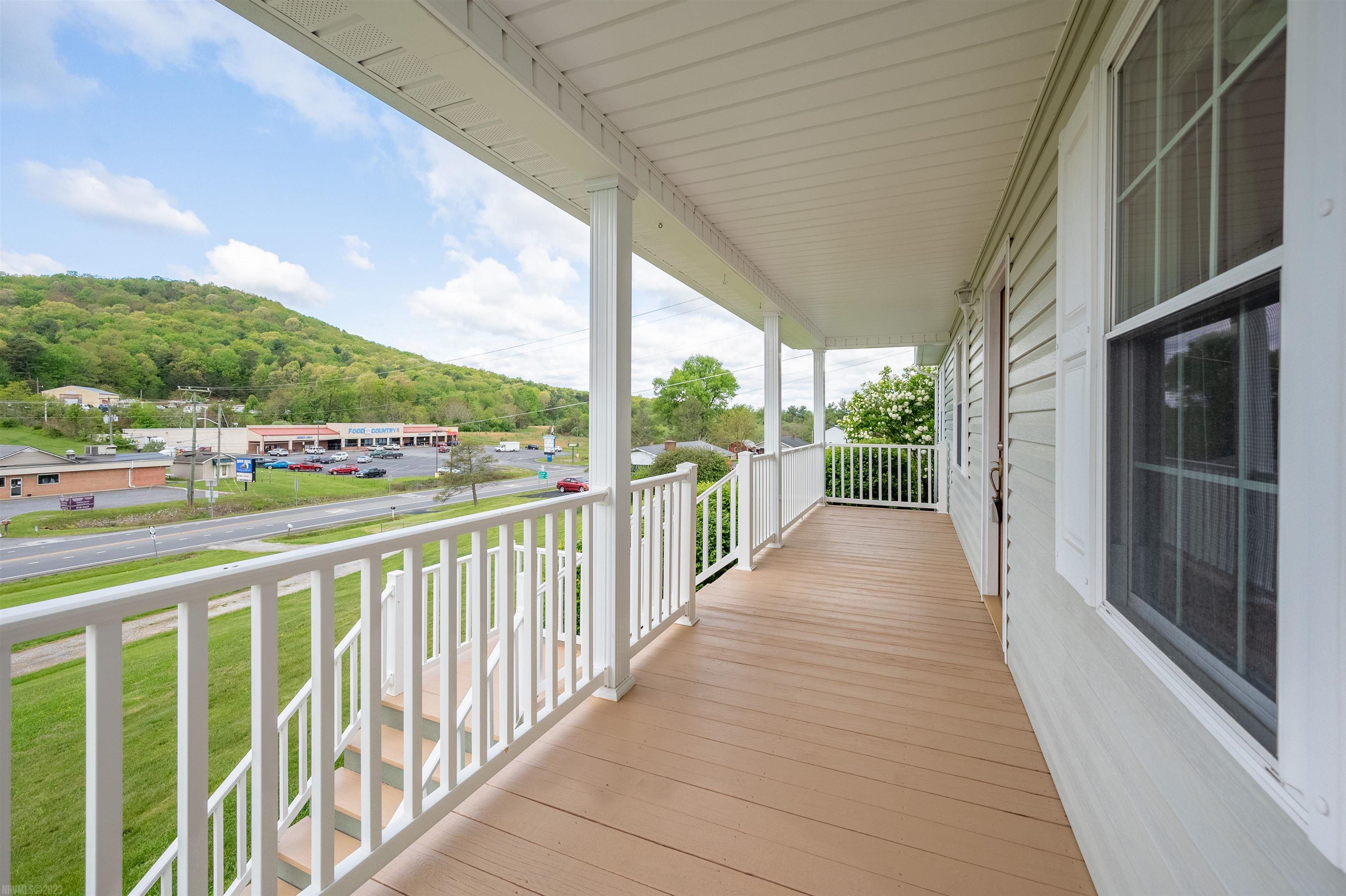 704 Fort Chiswell Road Max Meadows, VA 24360 - Photo 15 of 79 Gallery Image 15
