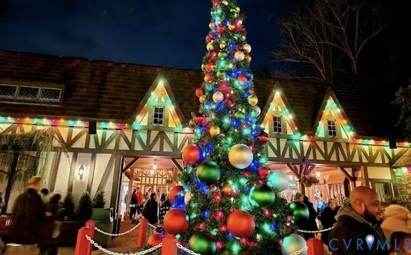 $549,900 | 4907 Settlers Market Boulevard, Williamsburg, VA 23188