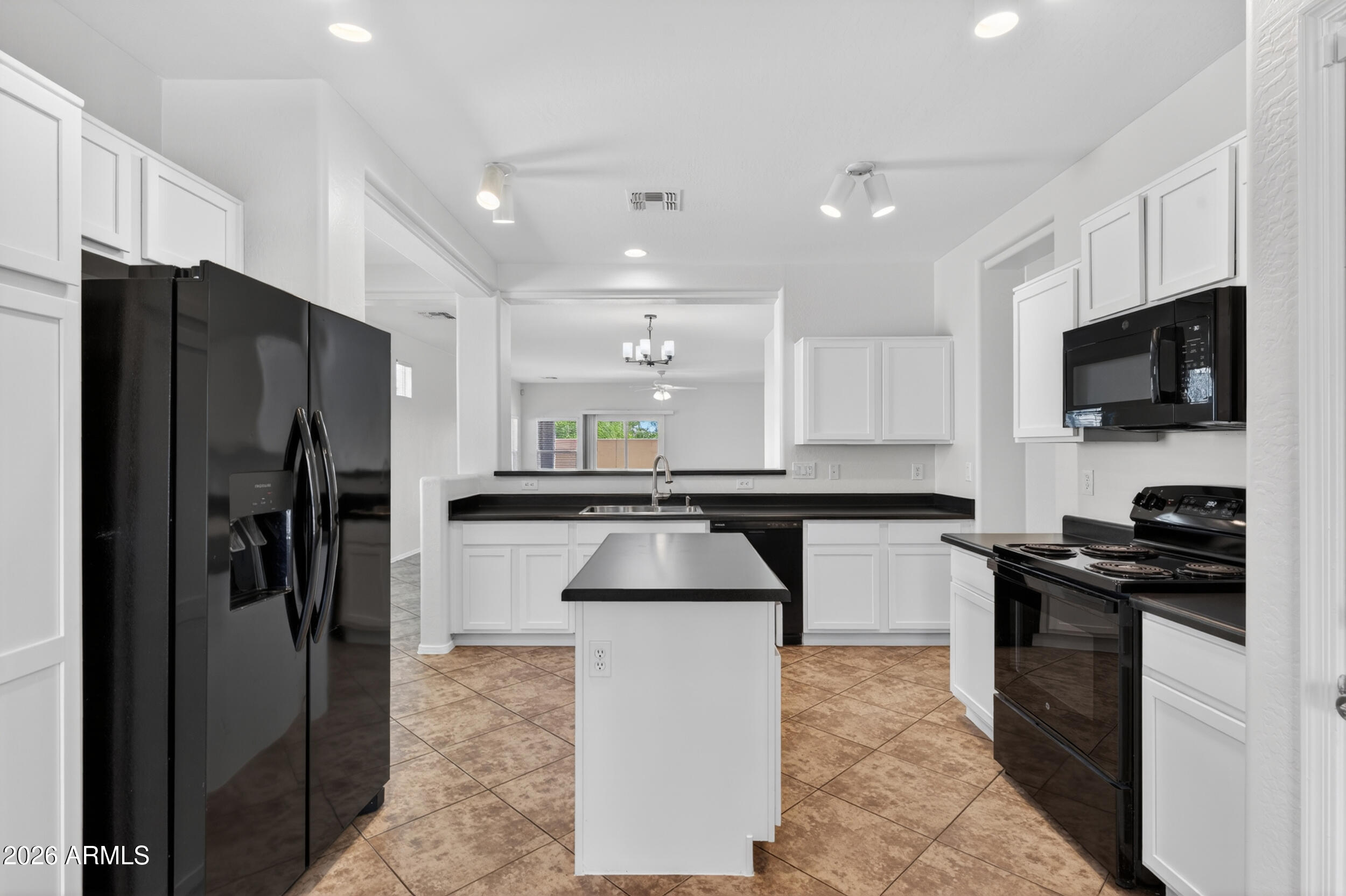 5437 West Maldonado Road Laveen, AZ 85339 - Photo 4 of 47 Gallery Image 4