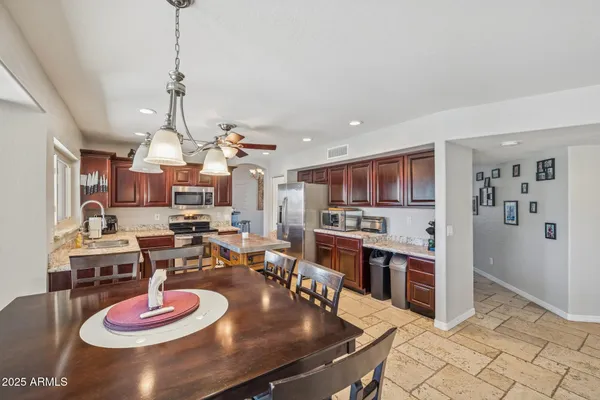 $1,168,000 | 919 South Paradise Drive, Gilbert, AZ 85233