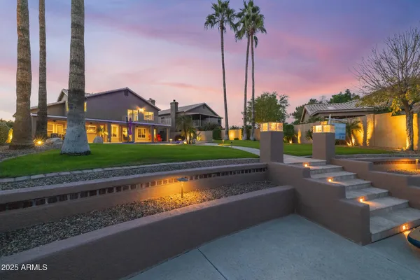 $1,168,000 | 919 South Paradise Drive, Gilbert, AZ 85233