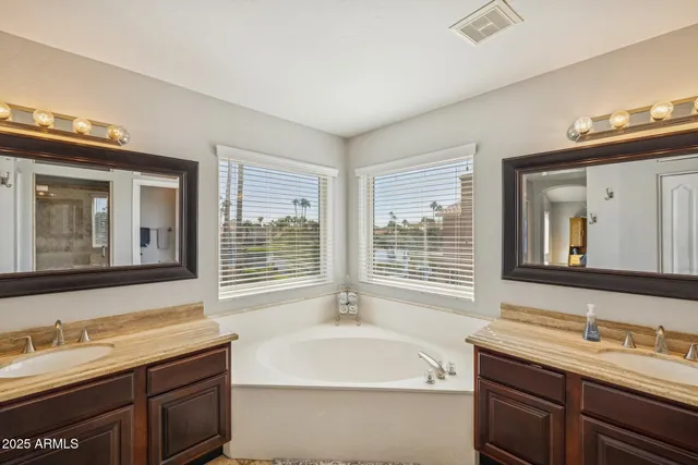 $1,198,000 | 919 South Paradise Drive, Gilbert, AZ 85233