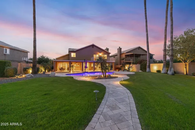 $1,198,000 | 919 South Paradise Drive, Gilbert, AZ 85233