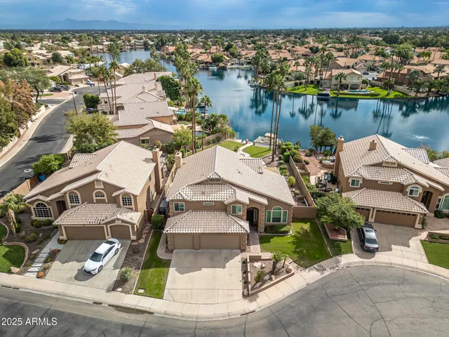 $1,198,000 | 919 South Paradise Drive, Gilbert, AZ 85233