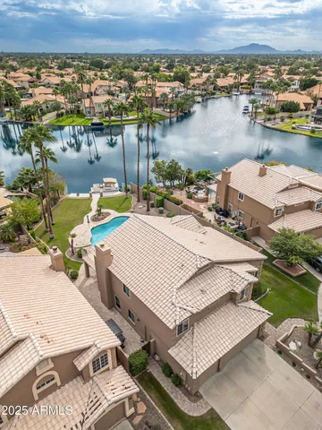 $1,198,000 | 919 South Paradise Drive, Gilbert, AZ 85233