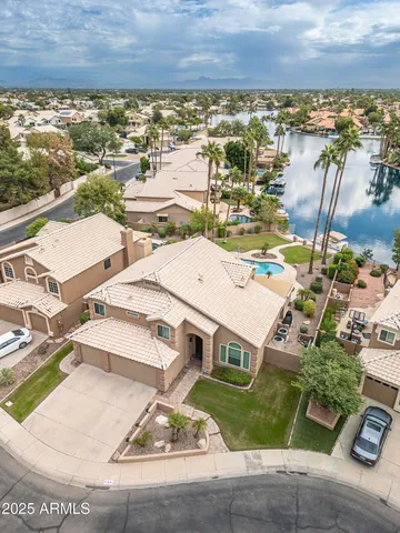 $1,198,000 | 919 South Paradise Drive, Gilbert, AZ 85233