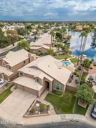 $1,168,000 | 919 South Paradise Drive, Gilbert, AZ 85233
