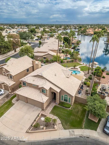 $1,198,000 | 919 South Paradise Drive, Gilbert, AZ 85233