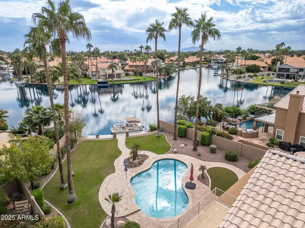 $1,168,000 | 919 South Paradise Drive, Gilbert, AZ 85233