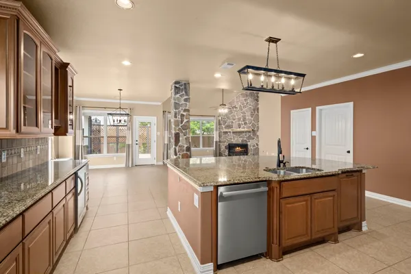 $405,000 | 110 David Forest Lane, Conroe, TX 77384