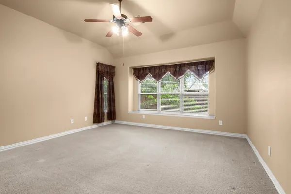 $405,000 | 110 David Forest Lane, Conroe, TX 77384