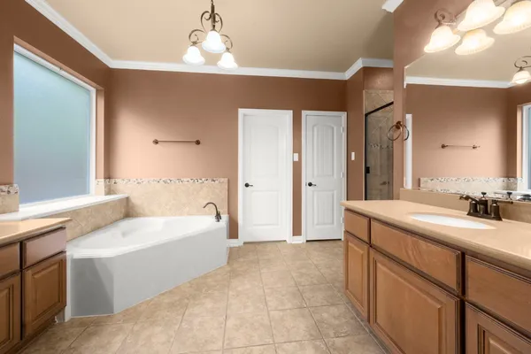 $405,000 | 110 David Forest Lane, Conroe, TX 77384