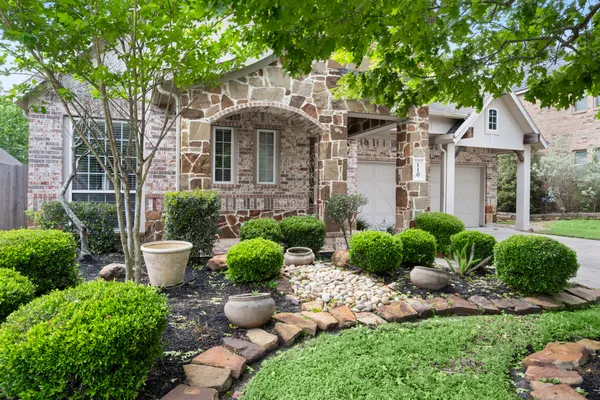 $405,000 | 110 David Forest Lane, Conroe, TX 77384