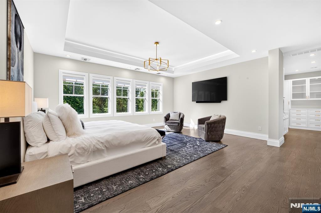 396 Knollwood Road Ridgewood, NJ 07450 - Photo 27 of 50 Gallery Image 27