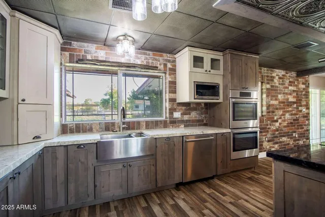 $1,179,000 | 2975 East Campbell Road, Gilbert, AZ 85234