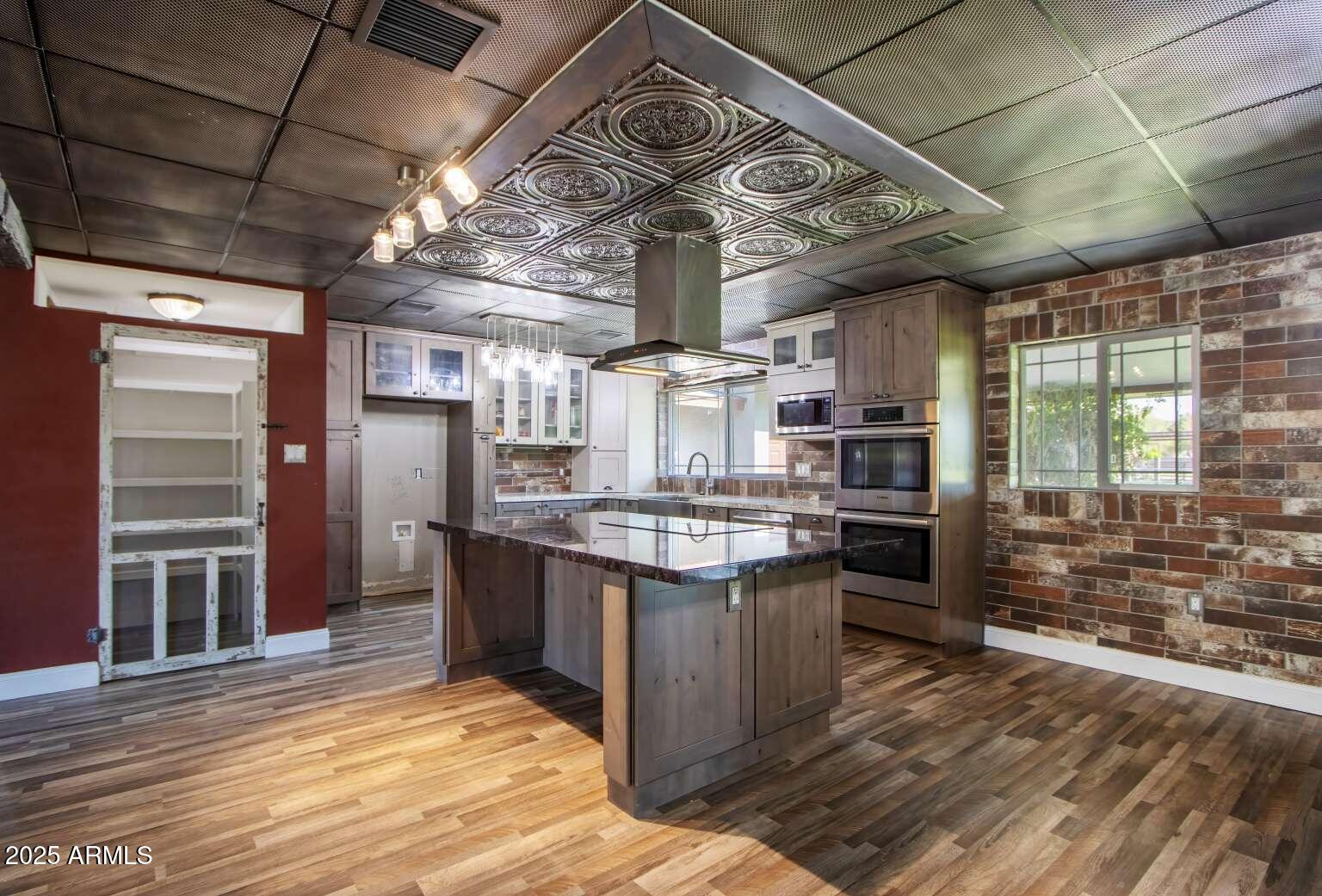 2975 East Campbell Road Gilbert, AZ 85234 - Photo 9 of 20 Johnson.9