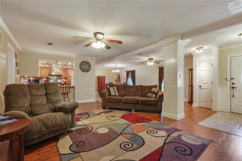 359 Courville Drive Luling, LA 70070 - Photo 4 of 22 Gallery Image 4