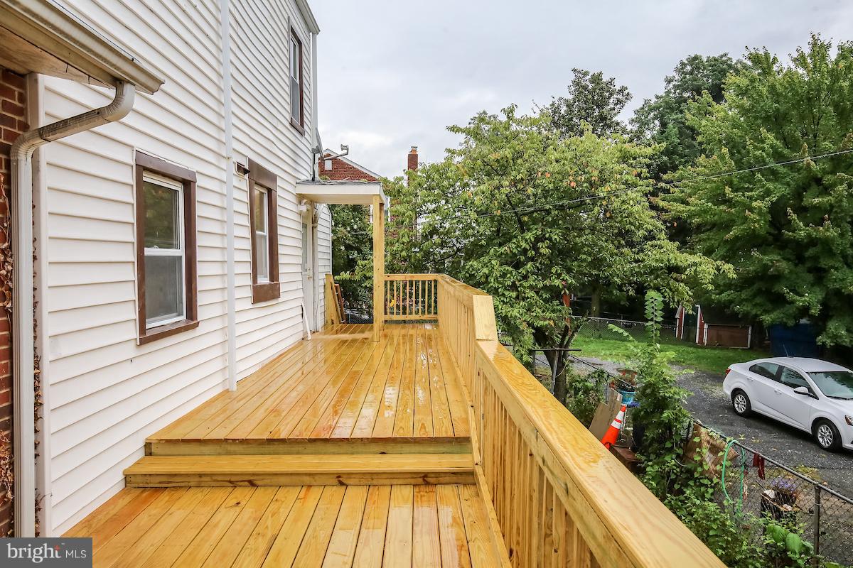 1415 Howard Road Southeast Washington, DC 20020 - Photo 23 of 29 Deck