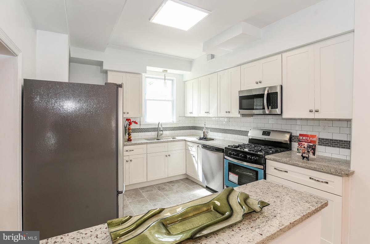 1415 Howard Road Southeast Washington, DC 20020 - Photo 5 of 29 Kitchen
