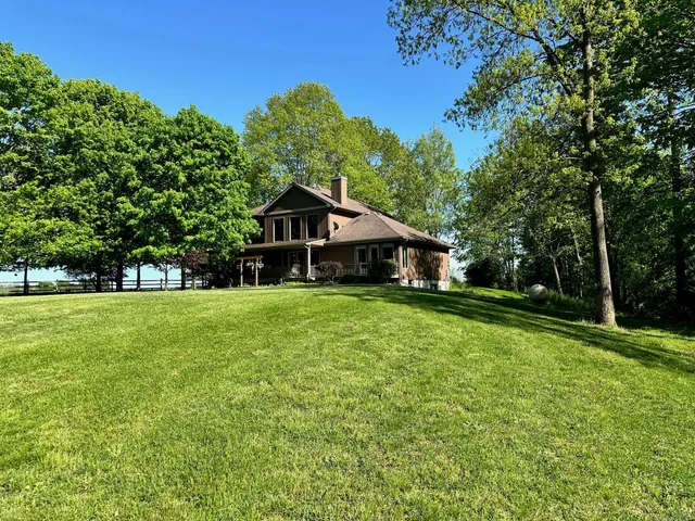 $699,000 | 36800 20th Avenue, Gobles, MI 49055