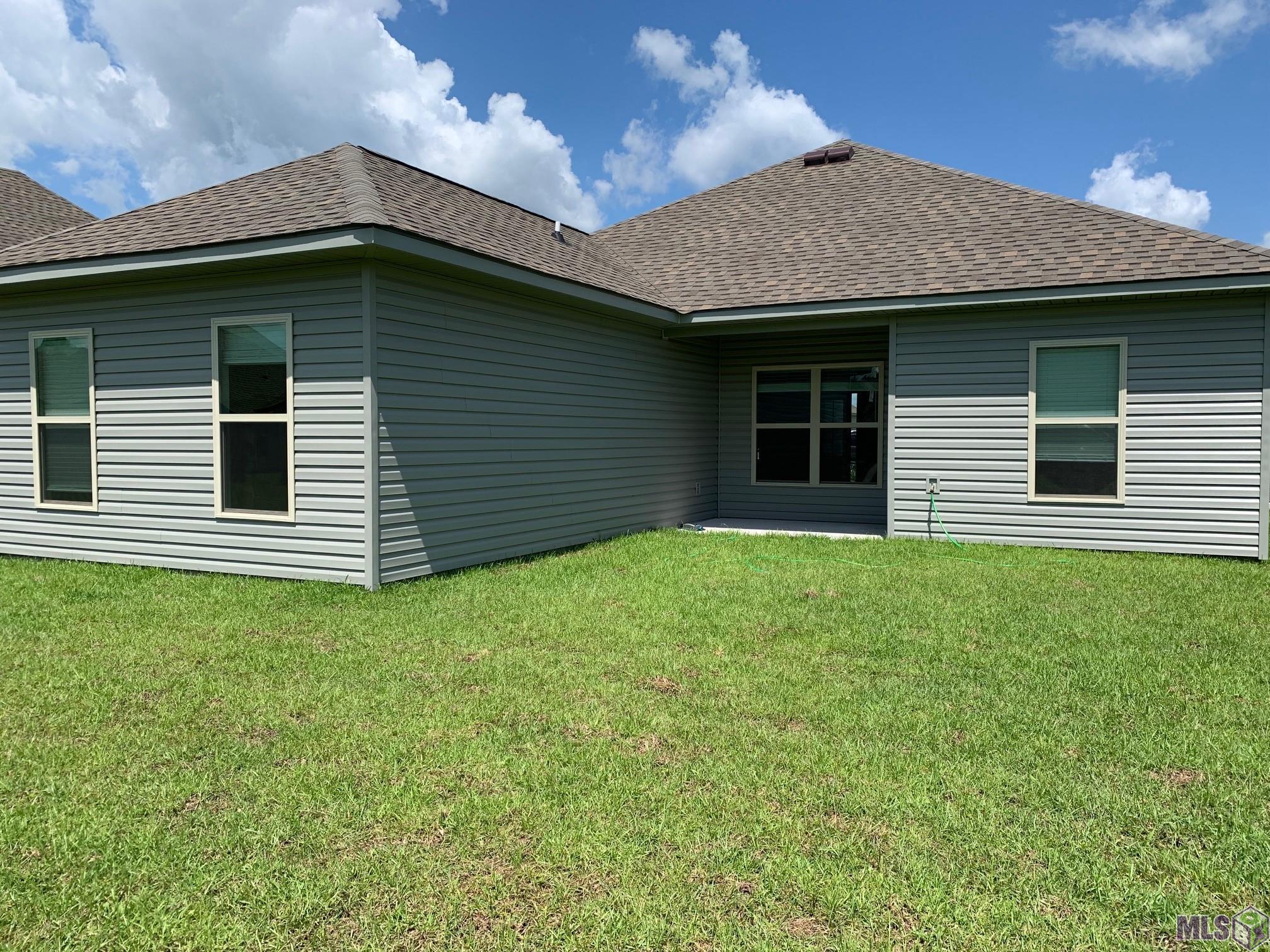 246 Shadow Pointe Road Thibodaux, LA 70301 - Photo 4 of 5 Gallery Image 4