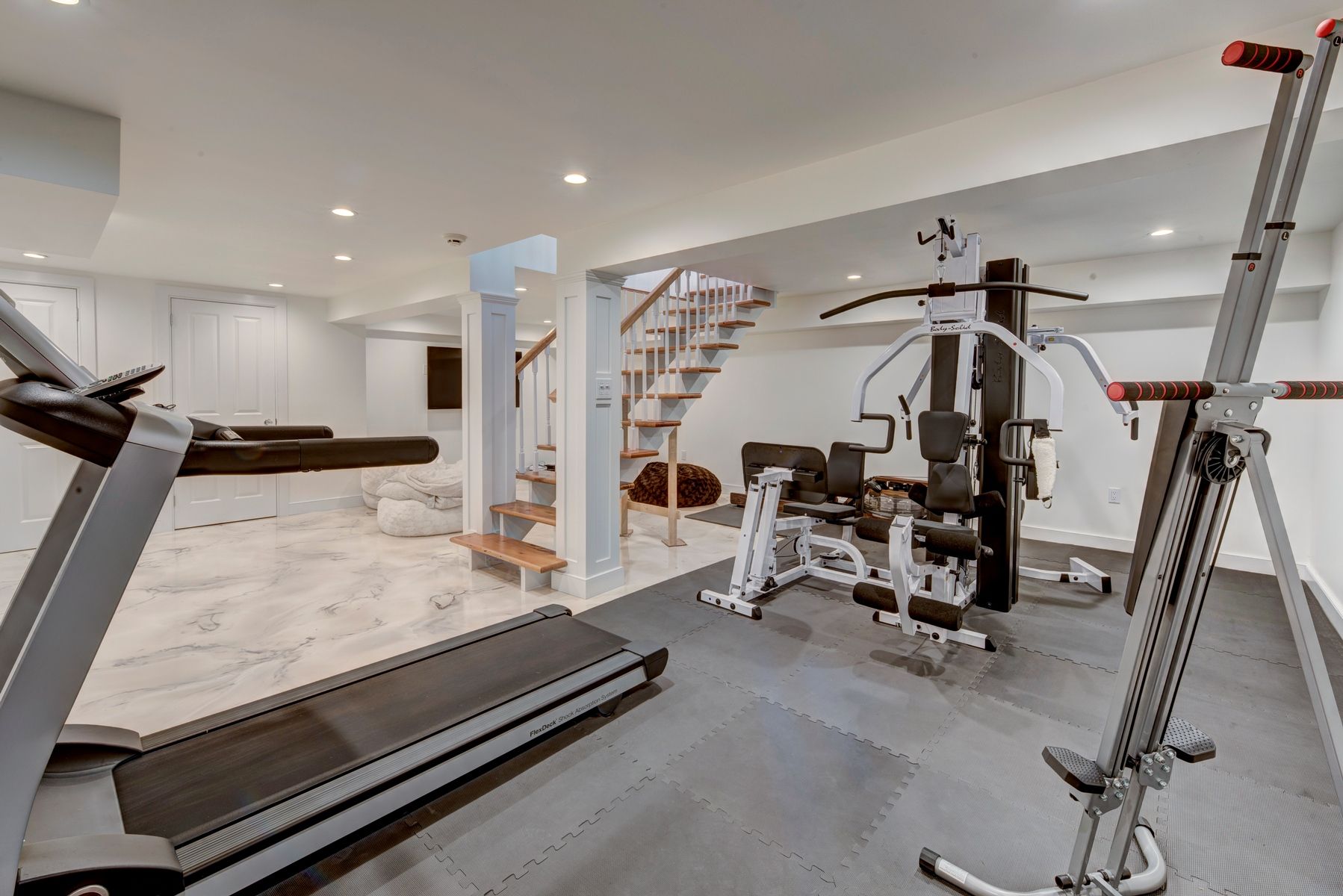 14 Hillside Avenue Sag Harbor, NY 11963 - Photo 12 of 19