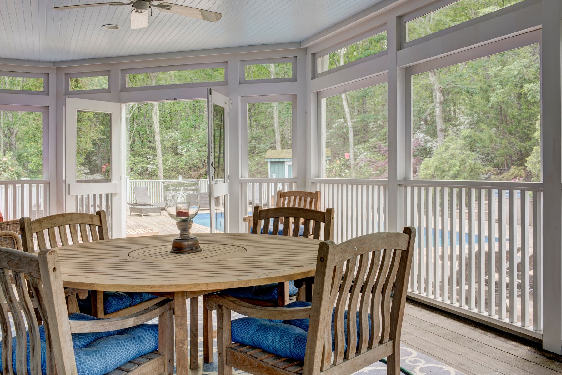 14 Hillside Avenue Sag Harbor, NY 11963 - Photo 3 of 19