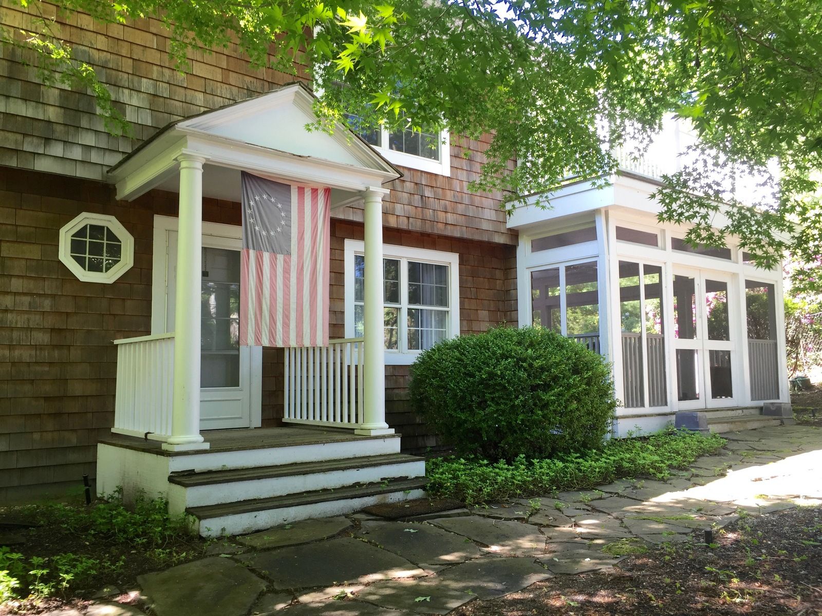 14 Hillside Avenue Sag Harbor, NY 11963 - Photo 5 of 19