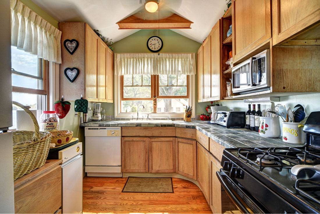 9 Bluff Point Lane Sag Harbor, NY 11963 - Photo 17 of 23