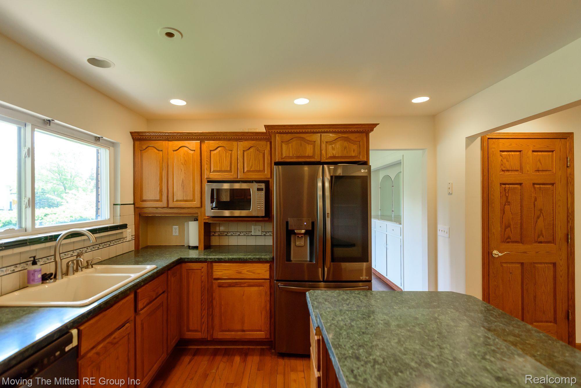 11566 Quirk Road Belleville, MI 48111 - Photo 25 of 55 Gallery Image 25