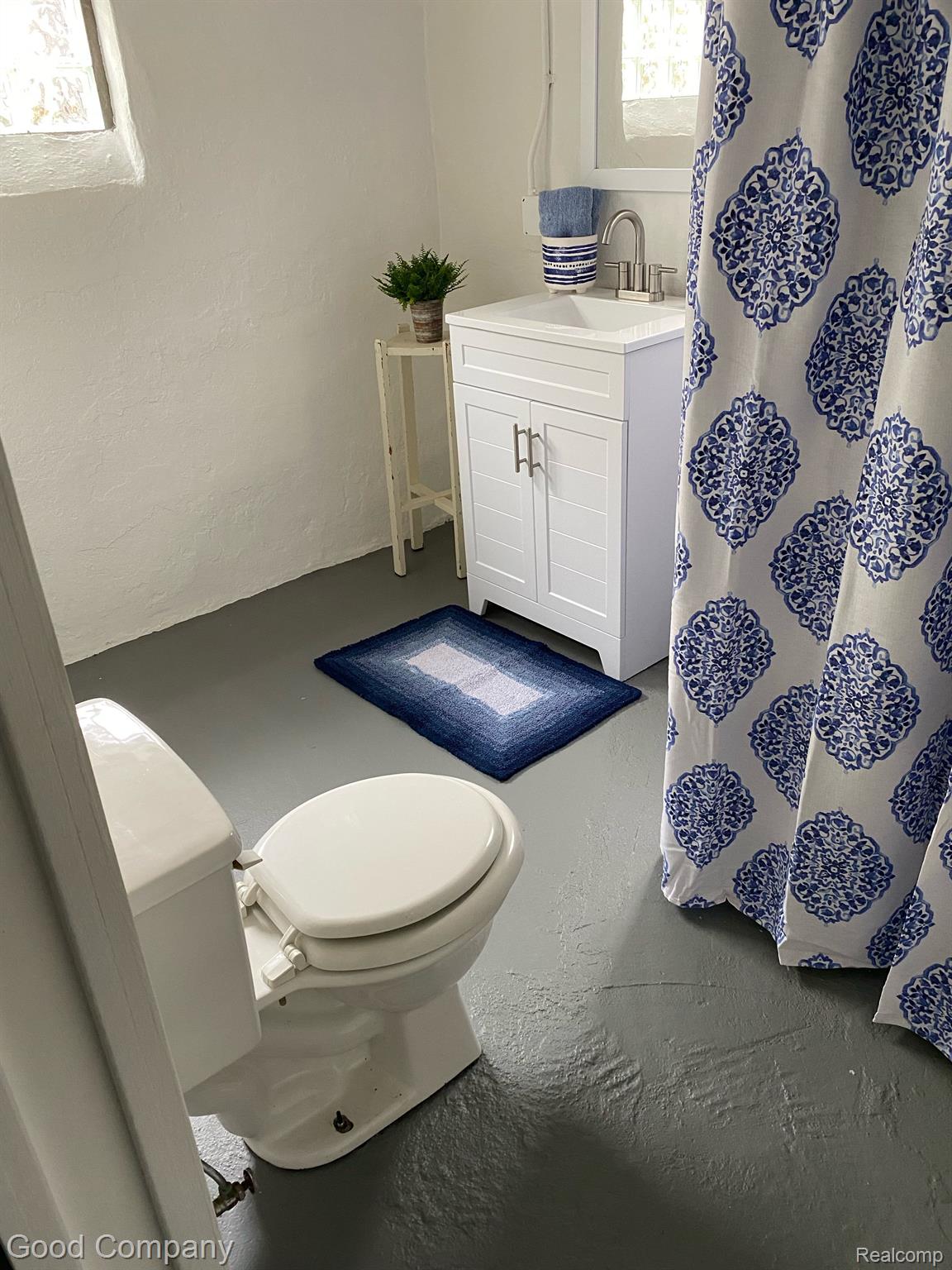 4102 Kent Road Royal Oak, MI 48073 - Photo 3 of 20 Gallery Image 3
