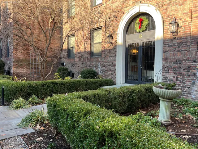 $3,500 | 64 Sagamore Road, Unit B8, Bronxville, NY 10708