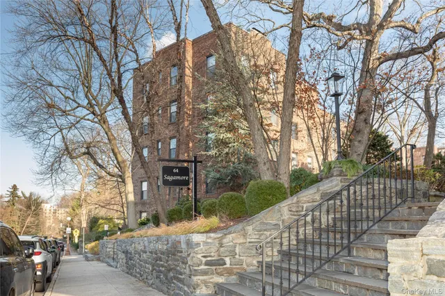 $3,500 | 64 Sagamore Road, Unit B8, Bronxville, NY 10708