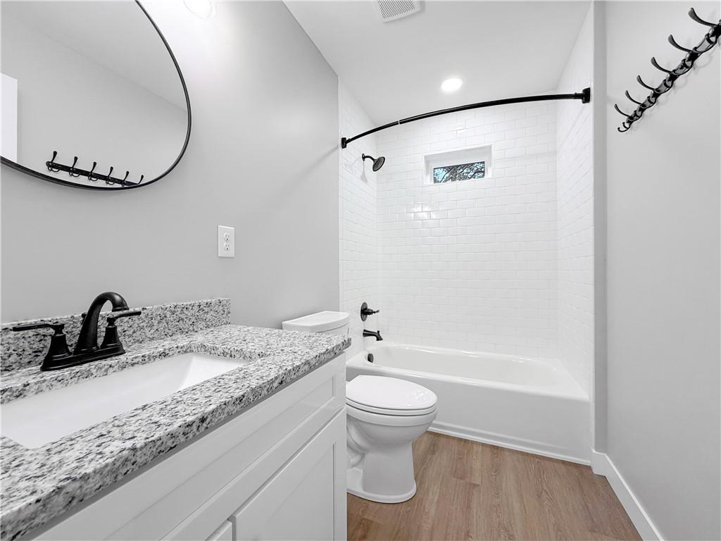 21232 Mt Moriah Road Higginsville, MO 64037 - Photo 8 of 27