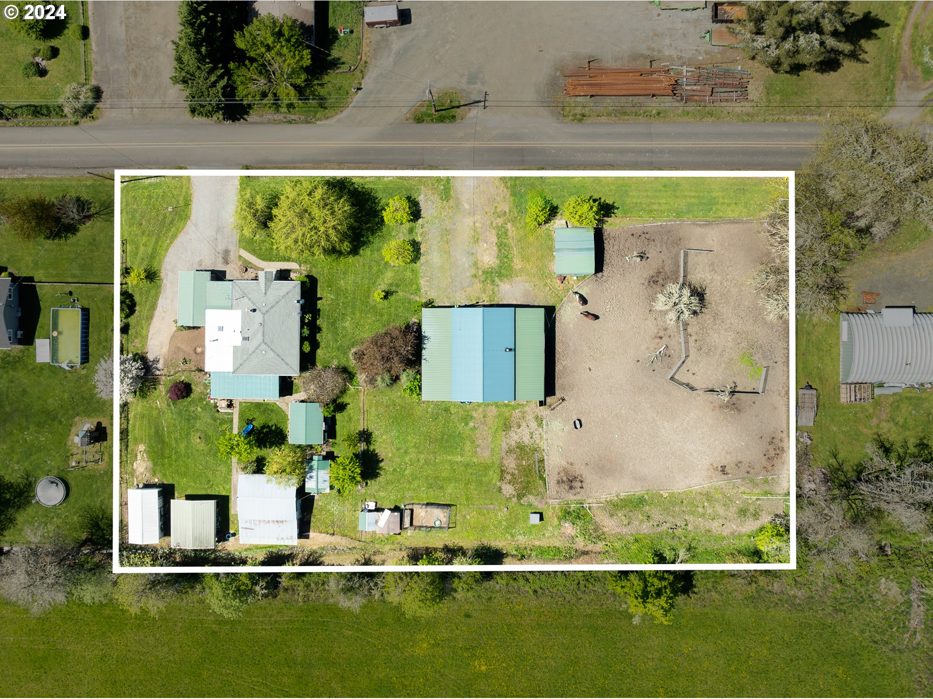 215 Northside Road Sutherlin, OR 97479 - Photo 8 of 40 an aerial view of a house with a yard