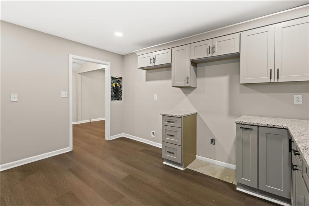4210 Rockbridge Road Southwest Stone Mountain, GA 30083 - Photo 10 of 26