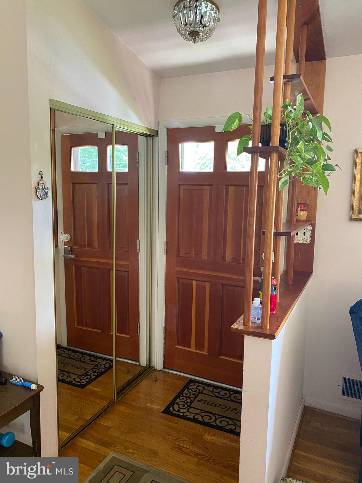 407 Eisner Street Silver Spring, MD 20901 - Photo 4 of 34 Front Door with Hallway Closet