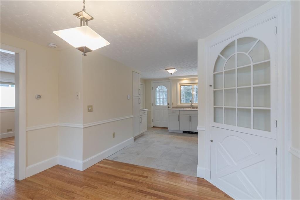 434 Summit Street Portland, ME 04103 - Photo 8 of 29 Dining room to kitchen view