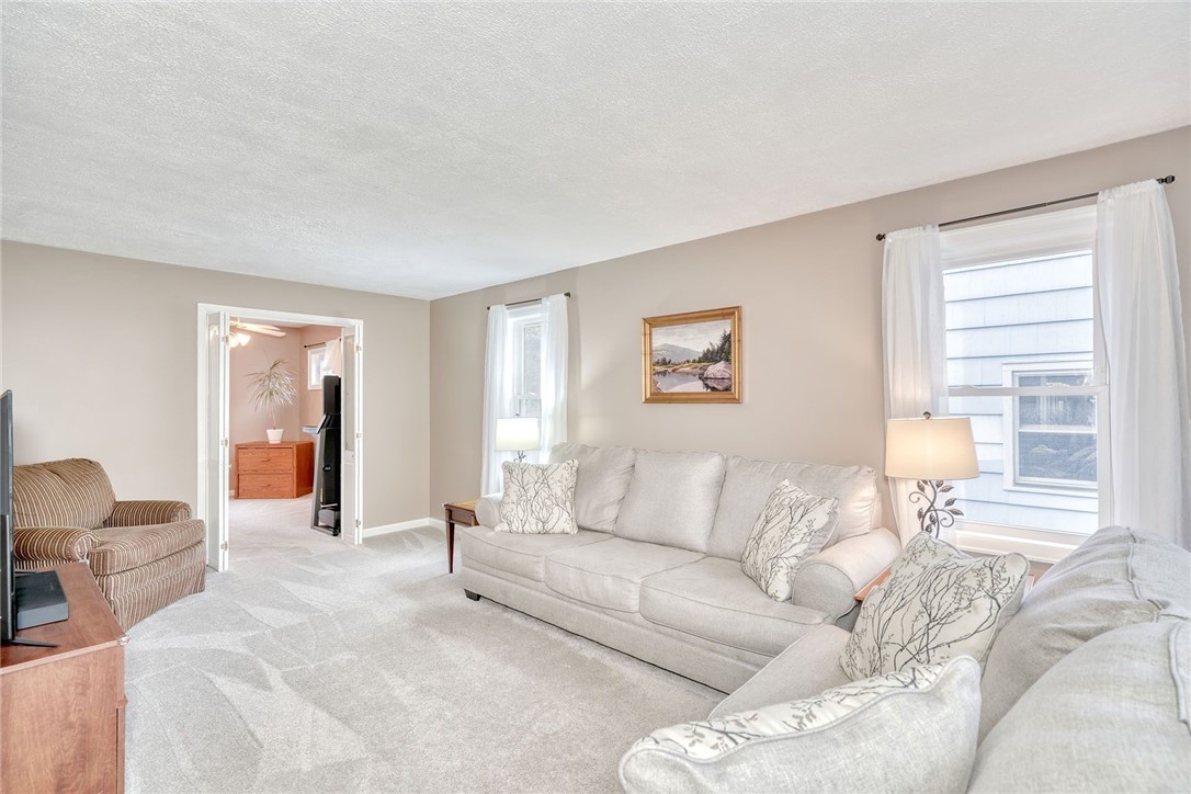 78 Kimbark Road Brighton, NY 14610 - Photo 6 of 48