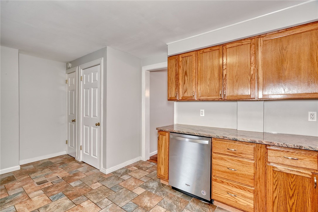 78 Kimbark Road Brighton, NY 14610 - Photo 10 of 48