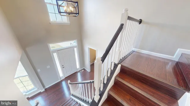 an empty room with an entryway