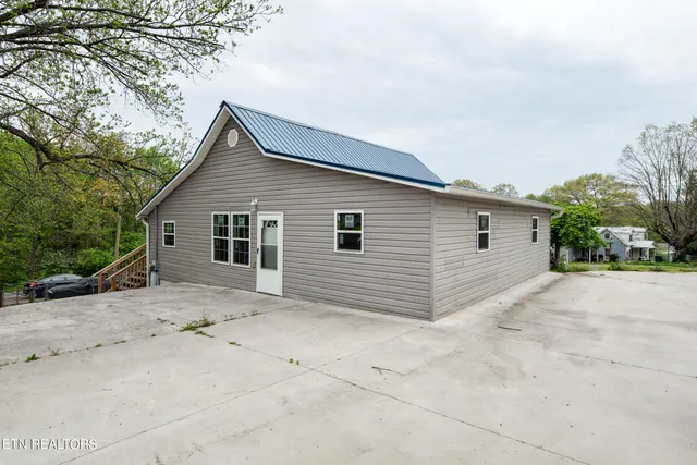 $249,900 | 112 Peach Street, Unit ST, Athens, TN 37303