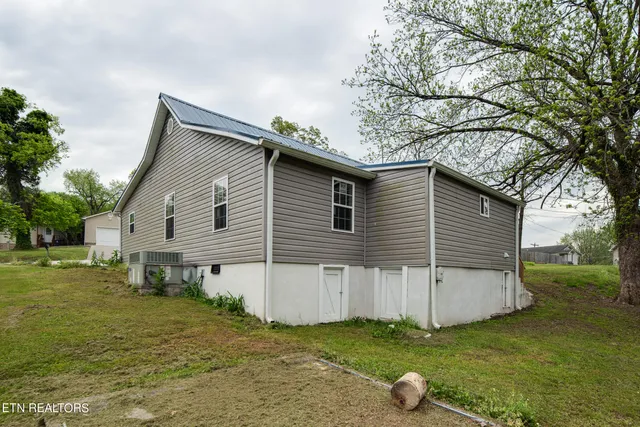 $249,900 | 112 Peach Street, Unit ST, Athens, TN 37303