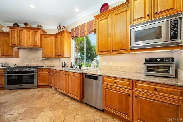 $3,200,000 | 14106 Summit Crest, Escondido, CA 92025