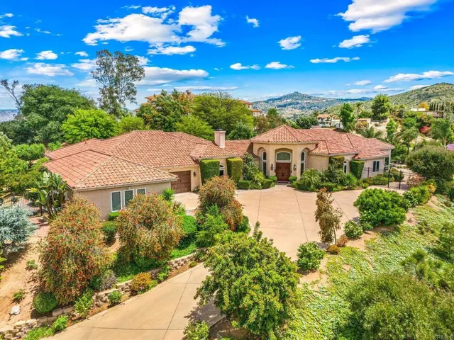 $3,200,000 | 14106 Summit Crest, Escondido, CA 92025