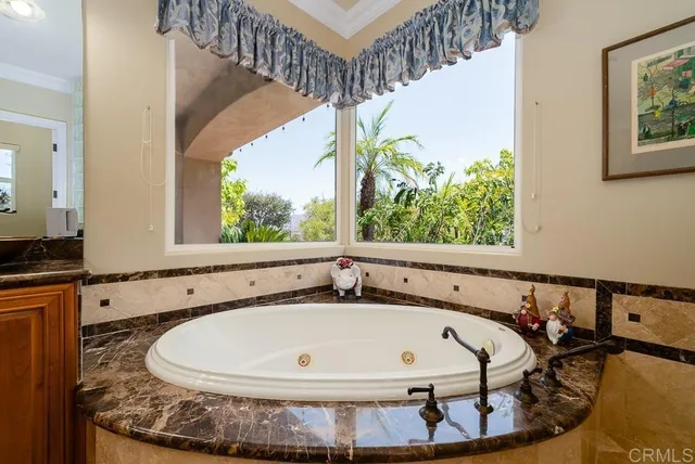 $3,200,000 | 14106 Summit Crest, Escondido, CA 92025