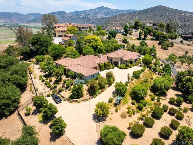 $3,200,000 | 14106 Summit Crest, Escondido, CA 92025