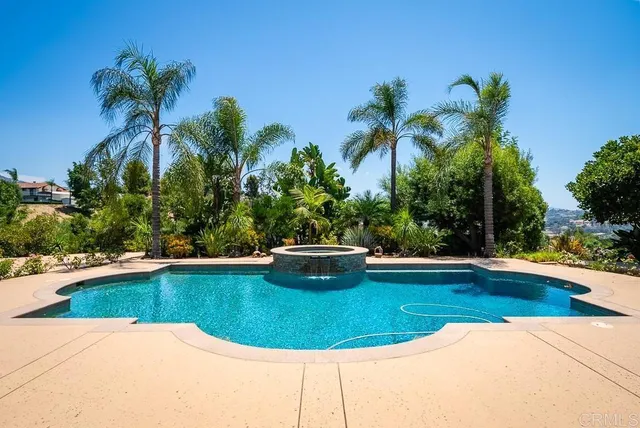 $3,200,000 | 14106 Summit Crest, Escondido, CA 92025