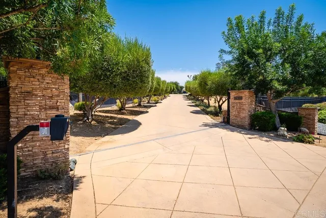 $3,200,000 | 14106 Summit Crest, Escondido, CA 92025